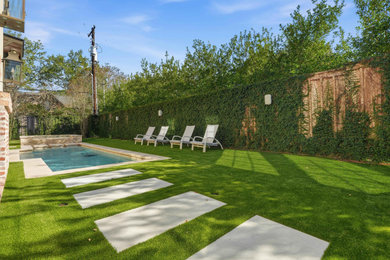 Inspiration for a pool remodel in Houston
