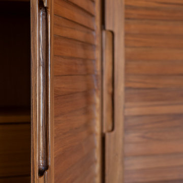 Wardrobe Door Handle Detail