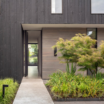 Yo-Ju Courtyard House