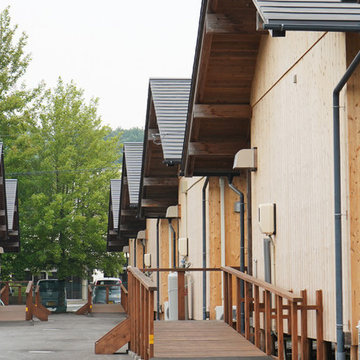 西日本豪雨から1年。「板倉構法」の仮設住宅が示す可能性