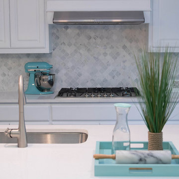White Carrara Marble Lantern Arabesque Backsplash