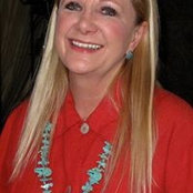 Dyann Markeys foto