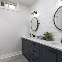 Lake house Bathroom
