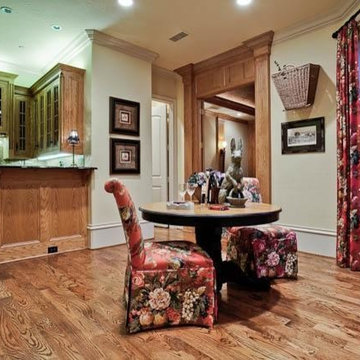 Michael Molthan Luxury Homes - Wine Rooms and Bars