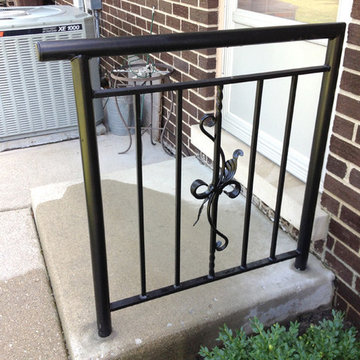 Custom Traditional Railing