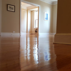 2 1/4 Reclaimed Red Oak - Hardwood Flooring