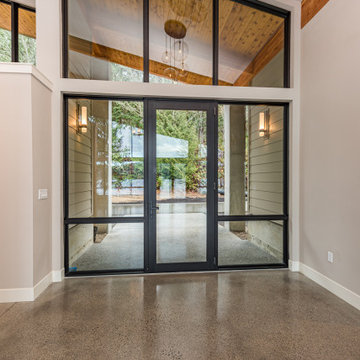 Port Townsend - Modern Angled Abode Overlooking Discovery Bay