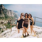 Mio Irving's photo