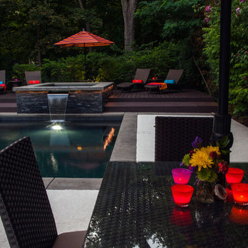 California Spa Retreat from a No-Tell Motel Pool