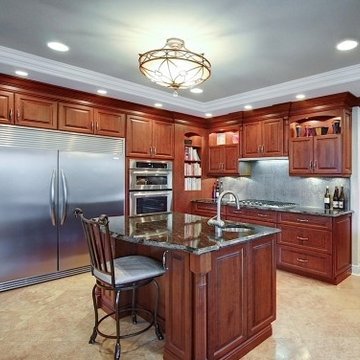 Patara Medium 24x24 Filled/Honed Travertine Tile
