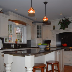 Whitw Thermofoil - Kitchen Cabinetry