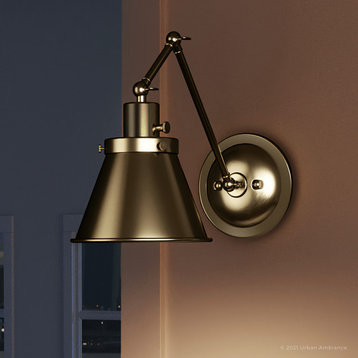 Luxury Traditional Wall Light, Olde Brass, UHP3322