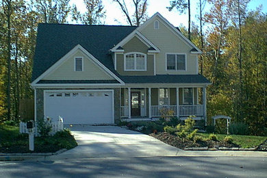 Craftsman exterior home idea in Raleigh