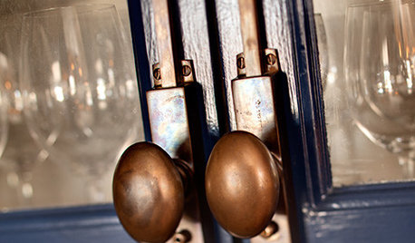 11 Kitchen Knobs and Handles to Choose From