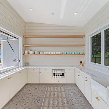 Nyack, NY - Hudson Pool Cabana