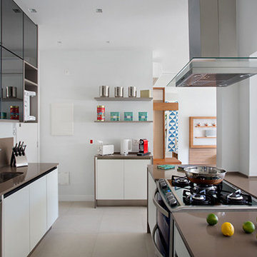 RIO PENTHOUSE BY CASA ALTA DESIGN