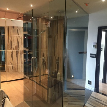 Immaculate Walk In Shower Centered In Bathroom