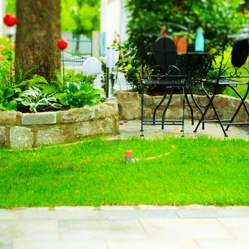 Terrasse & Natursteinmauer