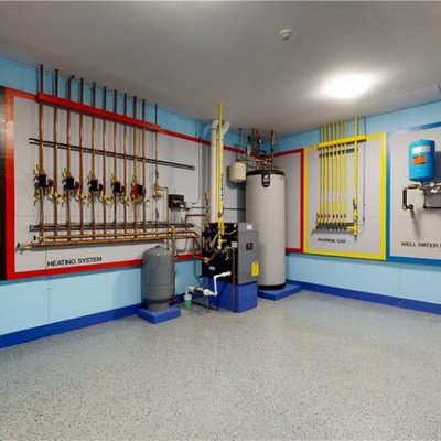 Large elegant basement photo in New York