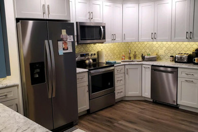 Example of a kitchen design in Philadelphia