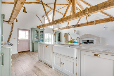Photo of a classic kitchen in Buckinghamshire.