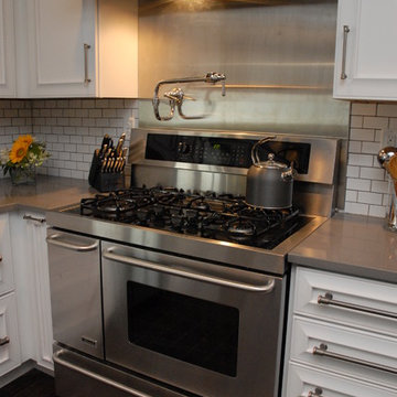 Extreme Makeover Home Edition (#15)