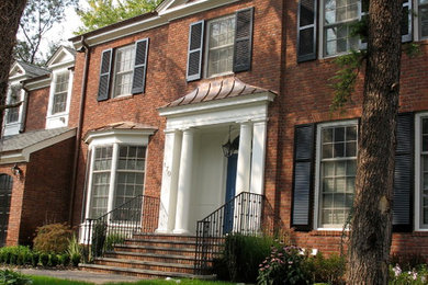 Example of a classic exterior home design in New York