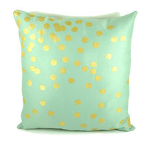 pillows & throws