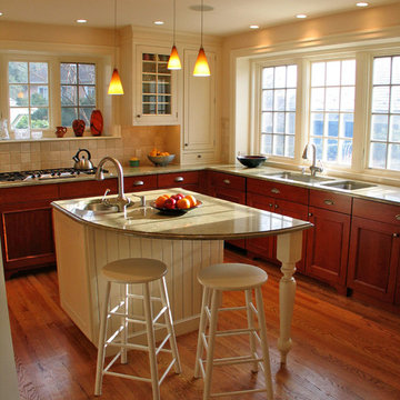 Kitchen and Family Entry