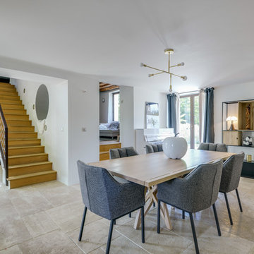 Décoration des pièces de vie d'une belle maison familiale