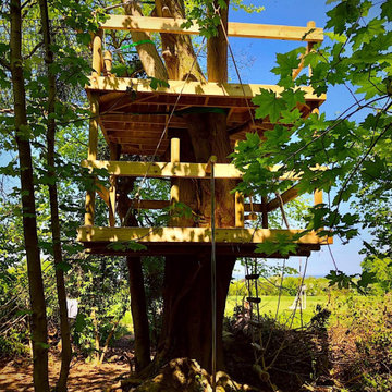 multi storey treehouse