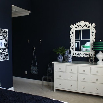Girl's Navy Bedroom