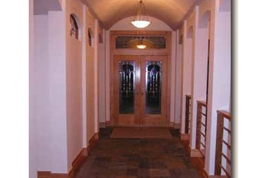 Cette photo montre un couloir.