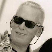 Billy Miller's photo