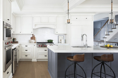 Inspiration for a kitchen remodel in Philadelphia