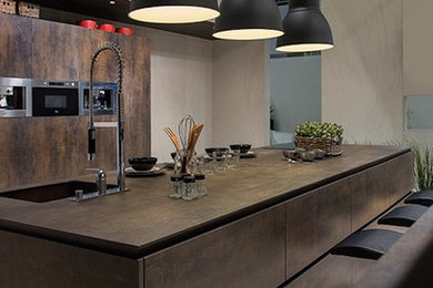 Design ideas for a modern kitchen in Rome.