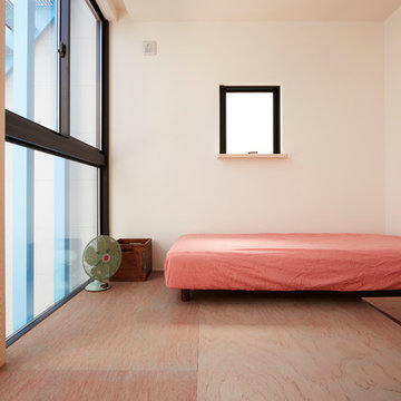 HOUSE / N #1