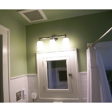 Recessed vintage medicine cabinet