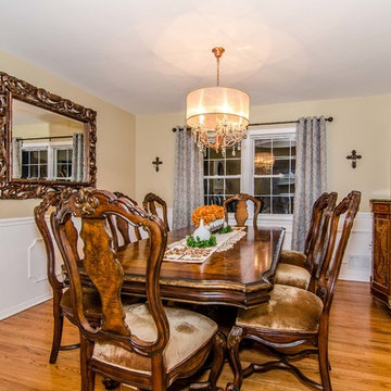 Open Concept Living & Dining Combo in Freehold, NJ