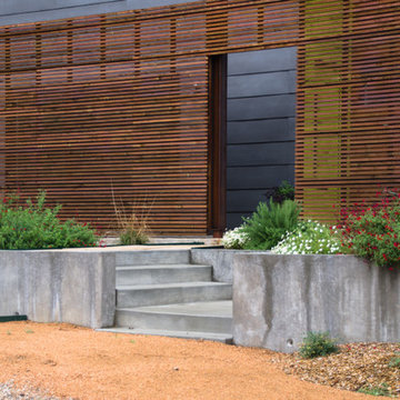 San Tavaros Project