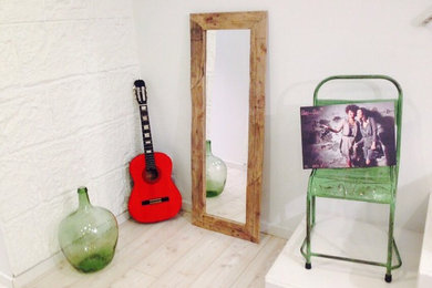 Espejo de madera reciclada / Miroir en bois recyclé / Recycled wood mirror