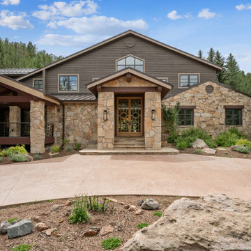 Western Mountain Retreat