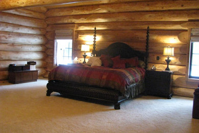 Example of a classic bedroom design in Vancouver