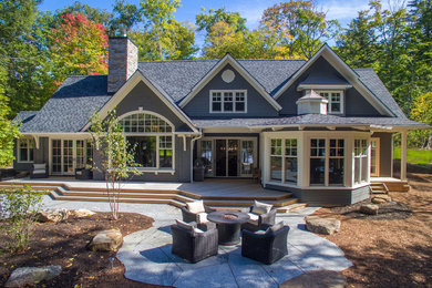 Craftsman two-story mixed siding gable roof idea in Toronto