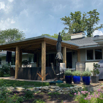 Open Porch with Hip Roof in Lake Forest, IL