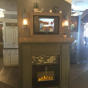 SHOWROOM -- TV and Fireplace Display