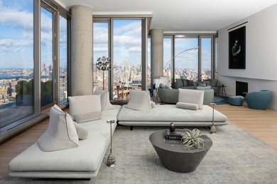 Inspiration for a transitional living room remodel in New York
