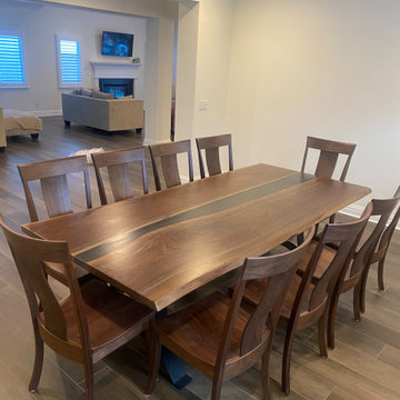 The Rustic Loft - Tables