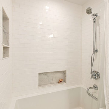 Carlsbad Classic White Bath