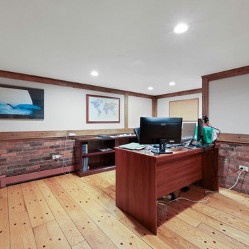 17 Stonepost Road, Glastonbury, CT 06033